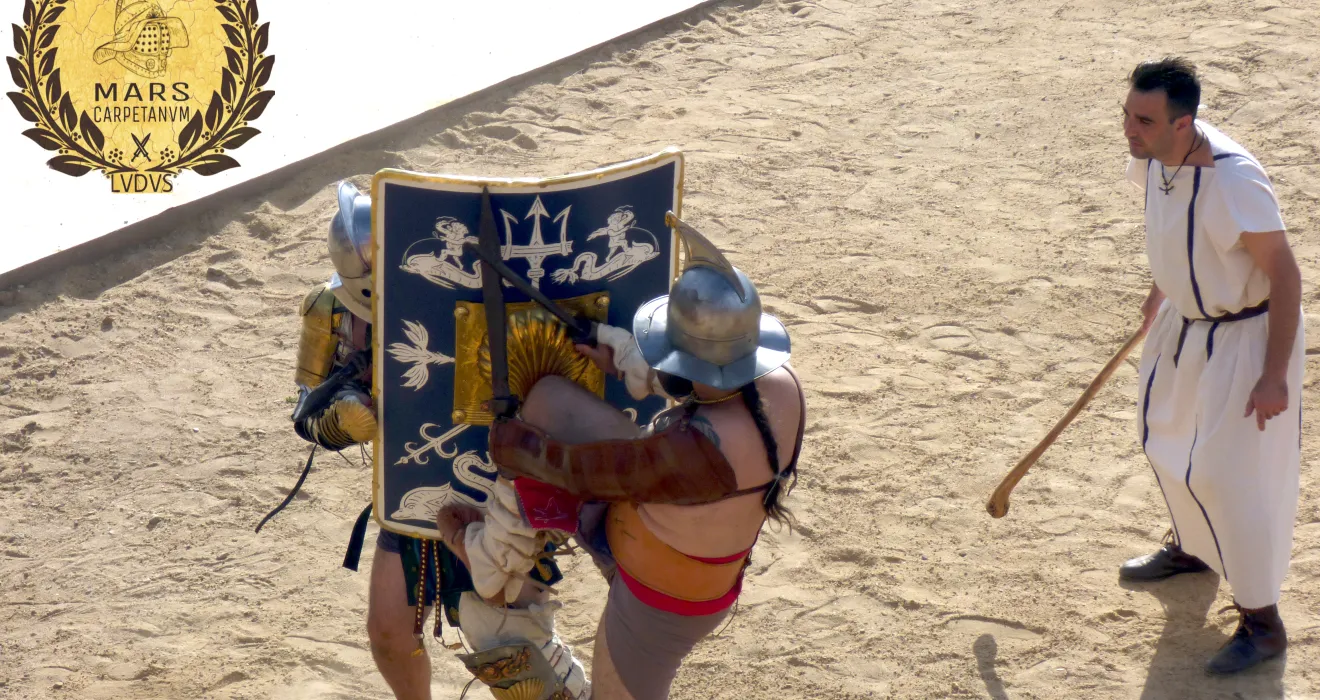 gladiadores pelea arena